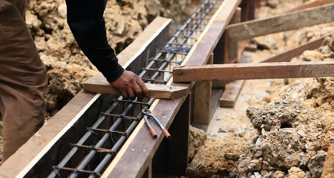 Jaki cement na fundament? Wybierz najlepszy dla swojego projektu